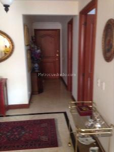 Apartamento de 3 alcobas en venta en Usaquen, Bogotá, 157 m² · foto 16 de 18