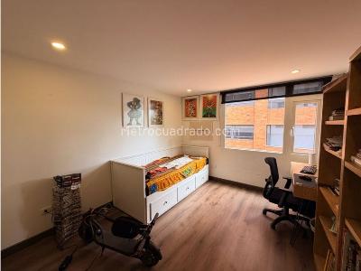 Apartamento de 3 alcobas en venta en La Cabrera, Bogotá, 140 m² · foto 12 de 13