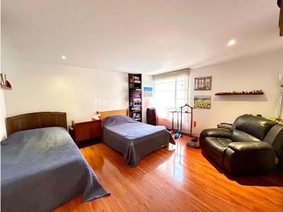 Apartamento de 3 alcobas en venta en Usaquen, Bogotá, 238 m² · foto 12 de 16