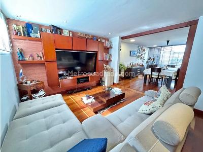 Apartamento de 3 alcobas en venta en Usaquen, Bogotá, 238 m² · foto 5 de 16