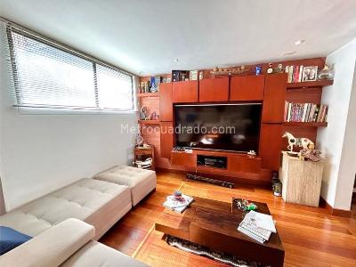 Apartamento de 3 alcobas en venta en Usaquen, Bogotá, 238 m² · foto 6 de 16
