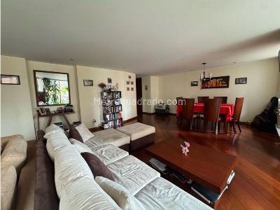 Apartamento de 3 alcobas en venta en Usaquen, Bogotá, 145 m² · foto 3 de 11