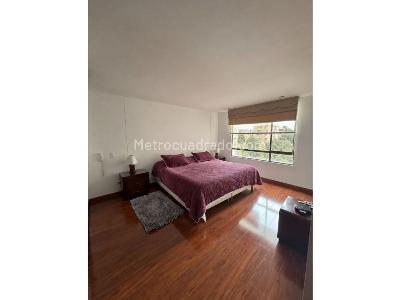Apartamento de 3 alcobas en venta en Usaquen, Bogotá, 145 m² · foto 6 de 11