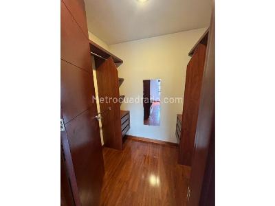 Apartamento de 3 alcobas en venta en Usaquen, Bogotá, 145 m² · foto 8 de 11
