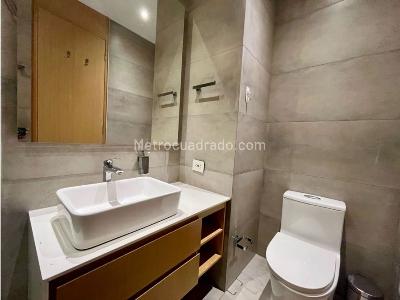Apartamento de 2 alcobas en venta en Chico Norte, Bogotá, 97 m² · foto 19 de 20