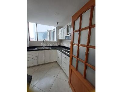 Apartamento de 3 alcobas en venta en Chico Norte, Bogotá, 153 m² · foto 7 de 20
