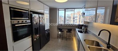 Apartamento de 2 alcobas en venta en Chico Norte, Bogotá, 112 m² · foto 6 de 10