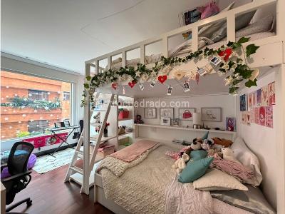 Apartamento de 3 alcobas en venta en Chico Norte, Bogotá, 296 m² · foto 13 de 20