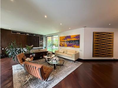 Apartamento de 3 alcobas en venta en Chico Norte, Bogotá, 296 m² · foto 2 de 20