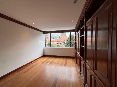 Apartamento de 2 alcobas en venta en La Cabrera, Bogotá, 296 m² · foto 17 de 20