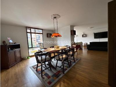 Apartamento de 3 alcobas en venta en Usaquen, Bogotá, 190 m² · foto 2 de 13