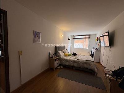 Apartamento de 3 alcobas en venta en Usaquen, Bogotá, 190 m² · foto 8 de 13