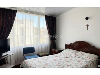 Apartamento de 3 alcobas en venta en Usaquen, Bogotá, 233 m² · foto 10 de 15