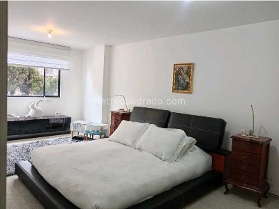 Apartamento de 3 alcobas en venta en Chico Norte, Bogotá, 137 m² · foto 14 de 20