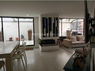 Apartamento de 3 alcobas en venta en Chico Norte, Bogotá, 137 m² · foto 20 de 20