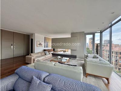 Apartamento de 4 alcobas en venta en Chico Norte, Bogotá, 330 m² · foto 9 de 20