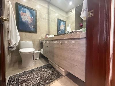 Apartamento de 3 alcobas en venta en Usaquen, Bogotá, 305 m² · foto 12 de 17