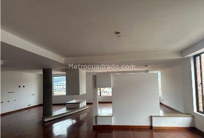 Apartamento de 4 alcobas en venta en Usaquen, Bogotá, 352 m² · foto 2 de 20