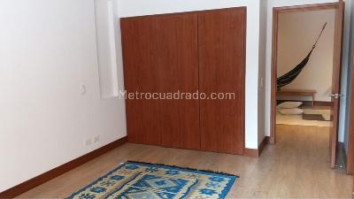 Apartamento de 3 alcobas en venta en La Cabrera, Bogotá, 310 m² · foto 7 de 12
