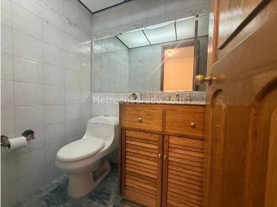 Apartamento de 3 alcobas en venta en La Cabrera, Bogotá, 271 m² · foto 12 de 20