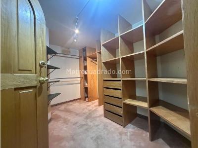 Apartamento de 3 alcobas en venta en La Cabrera, Bogotá, 271 m² · foto 14 de 20