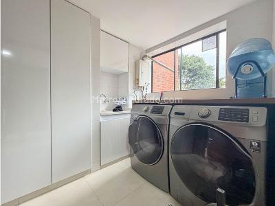 Apartamento de 3 alcobas en venta en Usaquen, Bogotá, 188 m² · foto 15 de 16