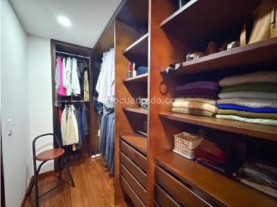 Apartamento de 3 alcobas en venta en Usaquen, Bogotá, 188 m² · foto 9 de 16