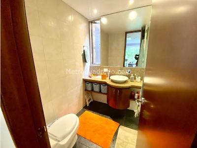 Apartamento de 2 alcobas en venta en Chico Norte, Bogotá, 165 m² · foto 19 de 20