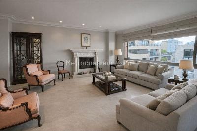 Apartamento de 3 alcobas en venta en Los Rosales, Bogotá, 200 m² · foto 1 de 10