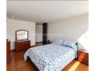 Apartamento de 3 alcobas en venta en Chico Norte, Bogotá, 145 m² · foto 15 de 20