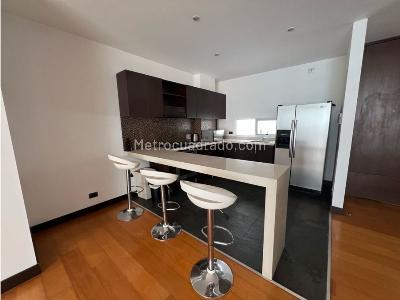 Apartamento de 2 alcobas en venta en Chico Norte, Bogotá, 115 m² · foto 3 de 11