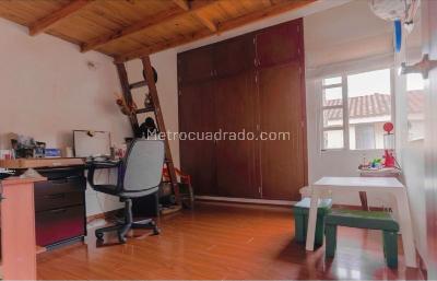 Casa de 3 alcobas en venta en Usaquen, Bogotá, 200 m² · foto 8 de 20