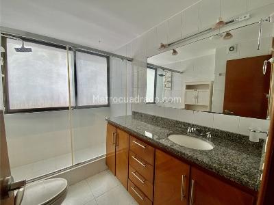 Apartamento de 3 alcobas en venta en Usaquen, Bogotá, 164 m² · foto 19 de 20