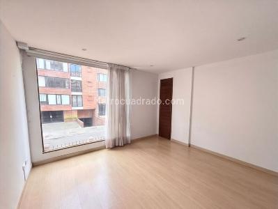 Apartamento de 3 alcobas en venta en Chico Virrey, Bogotá, 111 m² · foto 12 de 18