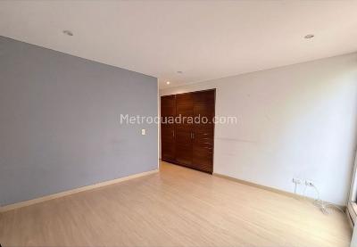 Apartamento de 3 alcobas en venta en Chico Virrey, Bogotá, 111 m² · foto 13 de 18