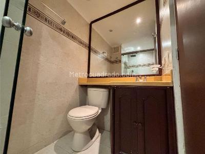 Apartamento de 3 alcobas en venta en Chico Norte, Bogotá, 120 m² · foto 11 de 11