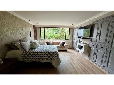 Apartamento de 4 alcobas en venta en Usaquen, Bogotá, 230 m² · foto 13 de 19