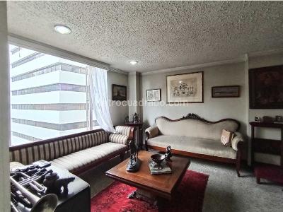 Apartamento de 2 alcobas en venta en Chico Norte, Bogotá, 80 m² · foto 10 de 20