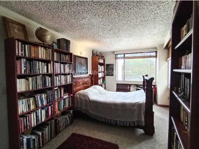 Apartamento de 2 alcobas en venta en Chico Norte, Bogotá, 80 m² · foto 15 de 20