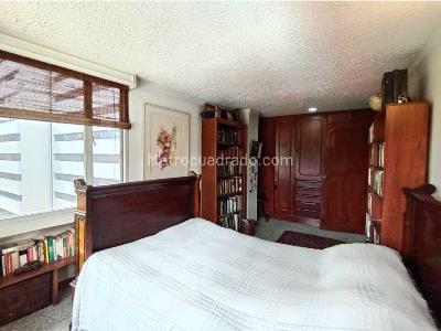Apartamento de 2 alcobas en venta en Chico Norte, Bogotá, 80 m² · foto 17 de 20