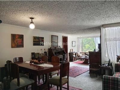 Apartamento de 2 alcobas en venta en Chico Norte, Bogotá, 80 m² · foto 6 de 20