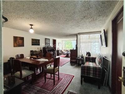 Apartamento de 2 alcobas en venta en Chico Norte, Bogotá, 80 m² · foto 8 de 20