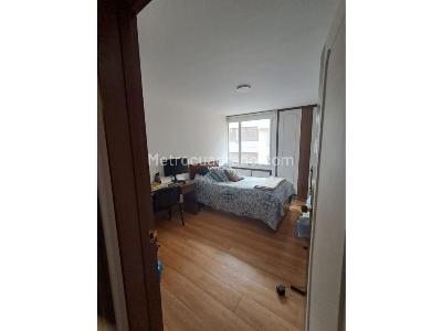 Apartamento de 4 alcobas en venta en Usaquen, Bogotá, 120 m² · foto 4 de 10