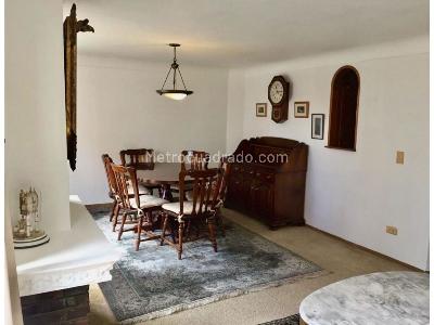 Apartamento de 3 alcobas en venta en Chico Norte, Bogotá, 89 m² · foto 2 de 10