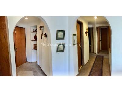 Apartamento de 3 alcobas en venta en Chico Norte, Bogotá, 89 m² · foto 8 de 10