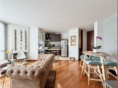Apartamento de 1 alcoba en venta en Chico Norte, Bogotá, 50 m² · foto 2 de 10