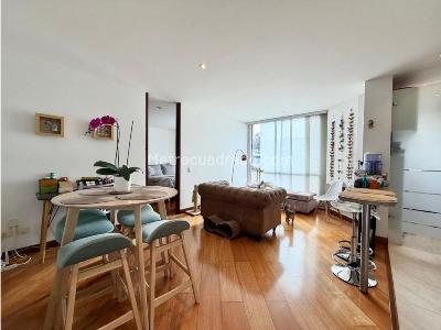 Apartamento de 1 alcoba en venta en Chico Norte, Bogotá, 50 m² · foto 3 de 10