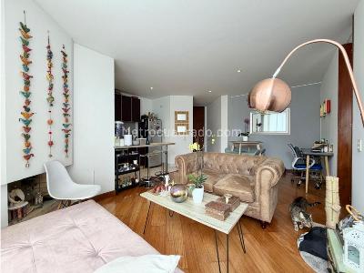 Apartamento de 1 alcoba en venta en Chico Norte, Bogotá, 50 m² · foto 9 de 10