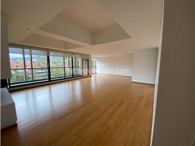 Apartamento de 3 alcobas en arriendo en La Cabrera, Bogotá, 264 m² · foto 2 de 13