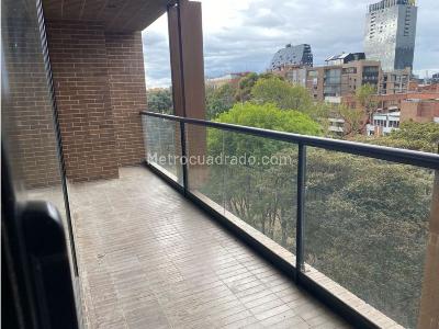 Apartamento de 3 alcobas en arriendo en La Cabrera, Bogotá, 264 m² · foto 4 de 13